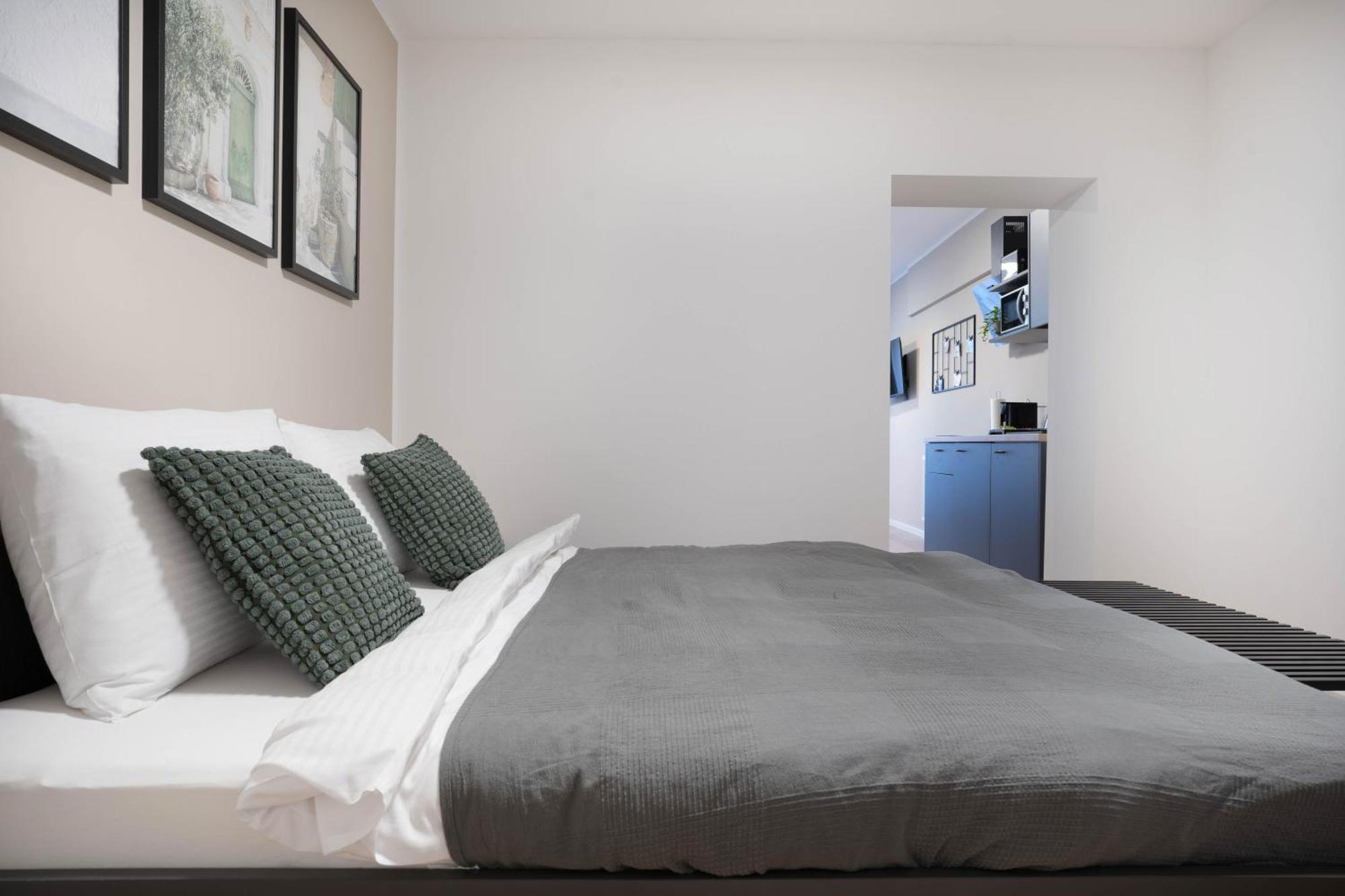 Central Bonn Apartments I Private Parking I Home2Share エクステリア 写真